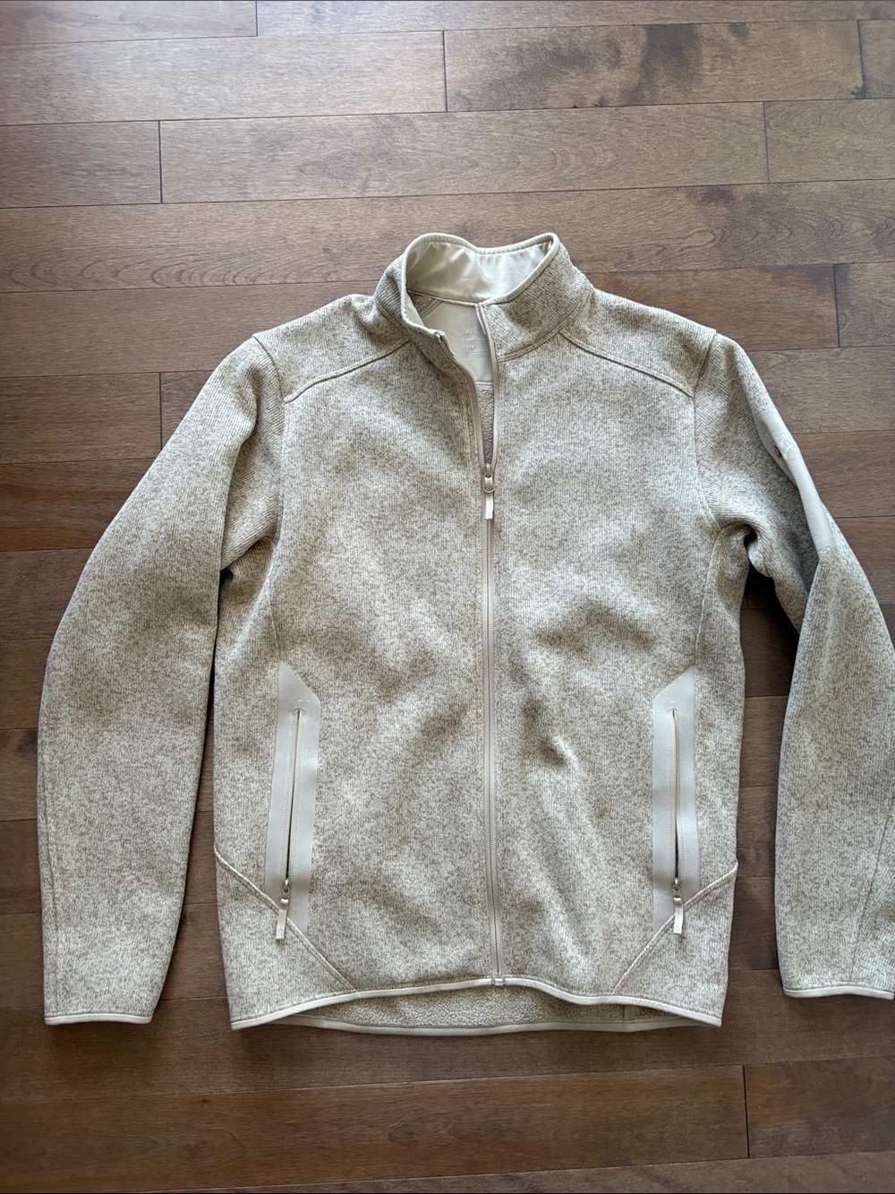Arc'teryx Men's Light Beige Full-Zip Shirt Jacket